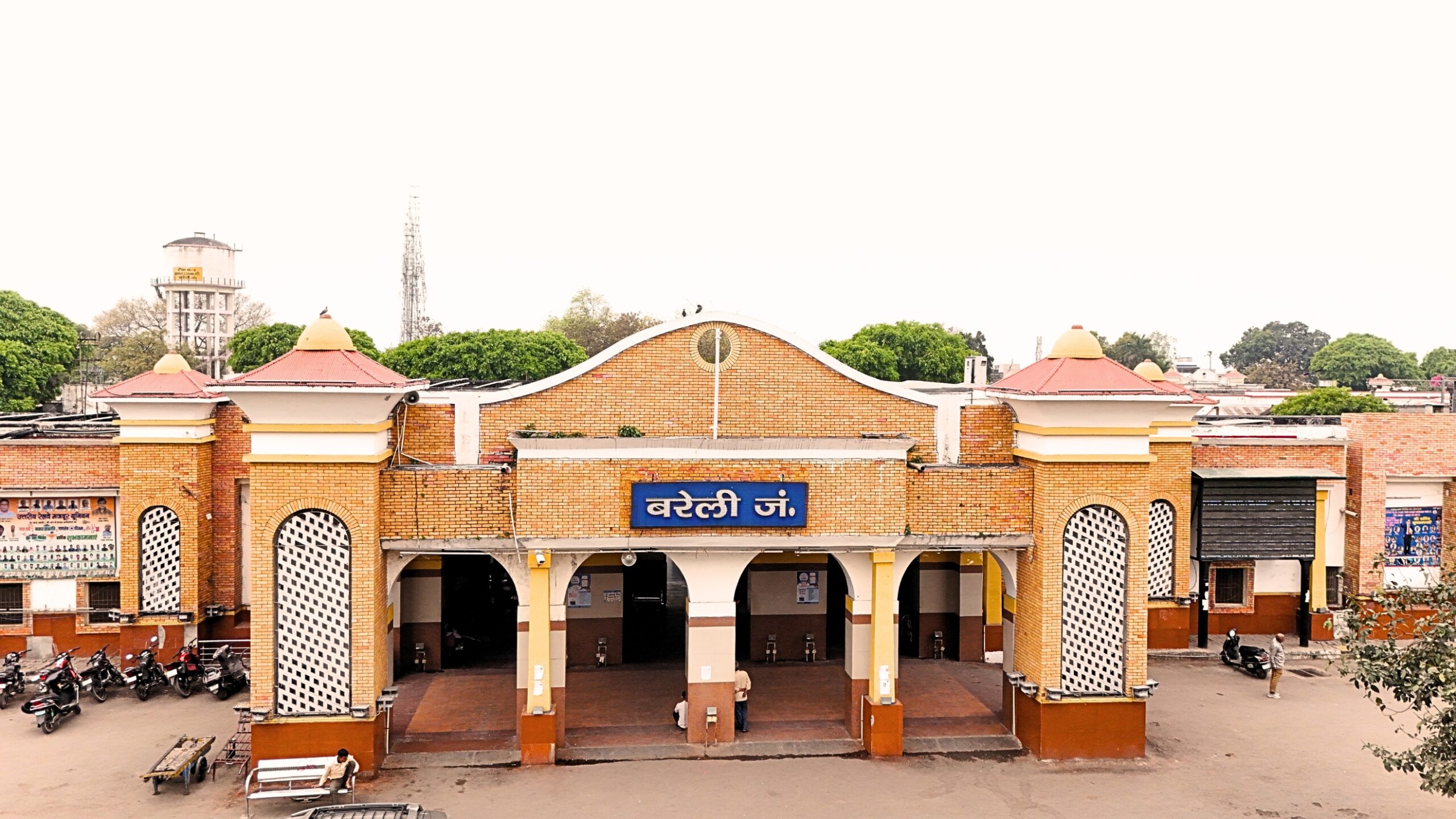 bareilly junction 22 bareilly junction 22